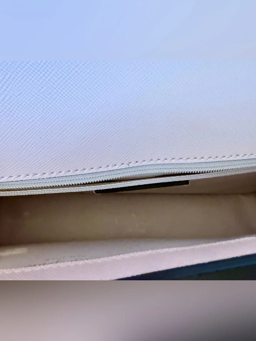 kate spade selling gorgeous